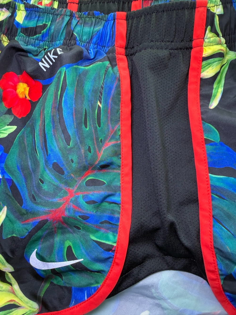 Nike Dr-Fit XL Tropical Floral Running Shorts w/ Red Trim - Picture 8 of 11